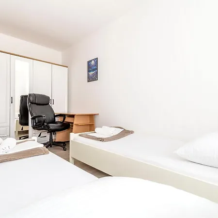 Apartment Nada *