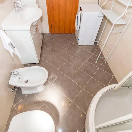Apartment Nada Srima